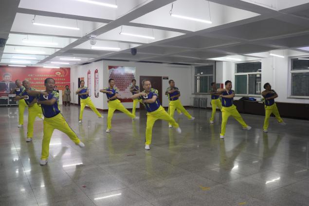 老体协歌舞协会2.jpg